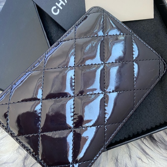 ๐sold๐ Authentic CHANEL card holder - Picture 3 of 5